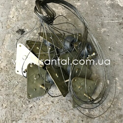 Стеклоподъёмник правый КрАЗ в сборе