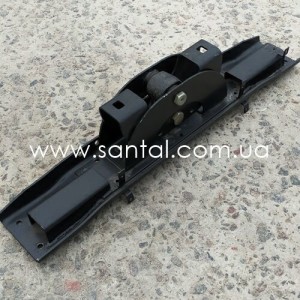 260-5001050-10 Поперечина задней опоры кабины КрАЗ в сборе